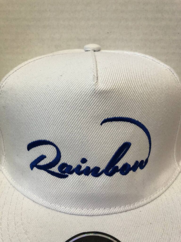 Cappellino ricamato da noi