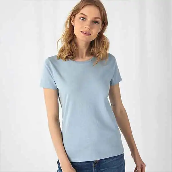 t-shirt personalizzata organica da donna