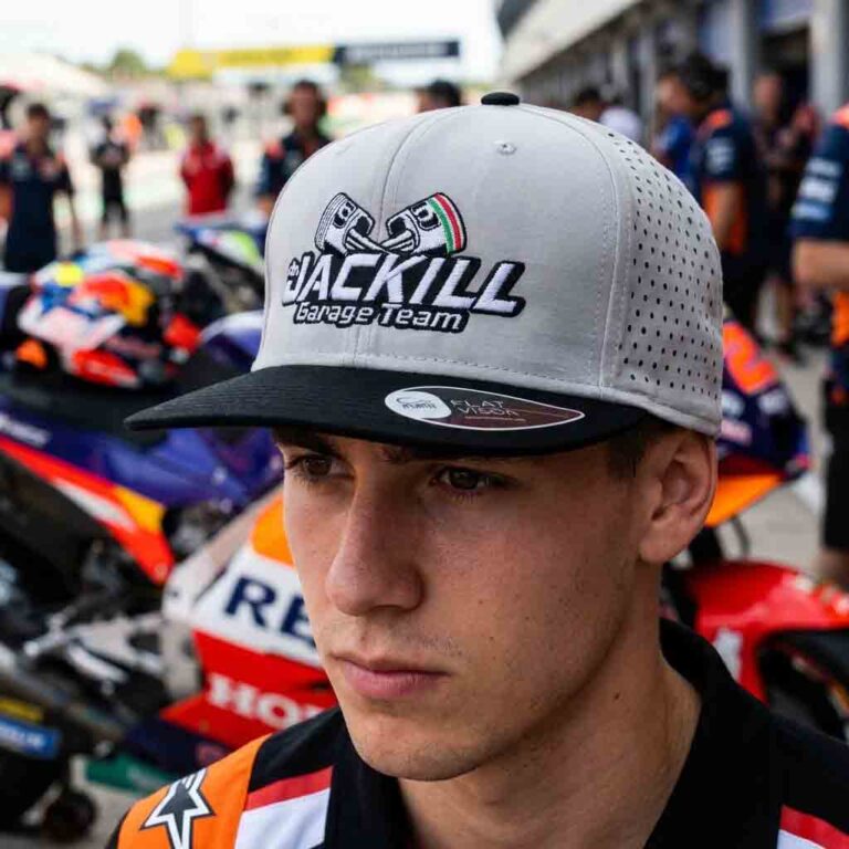 Cappellino ricamato da noi