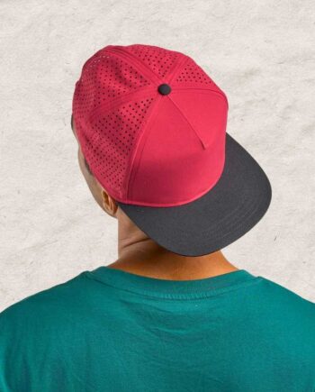 Cappello Snapback Traforato Ricamato