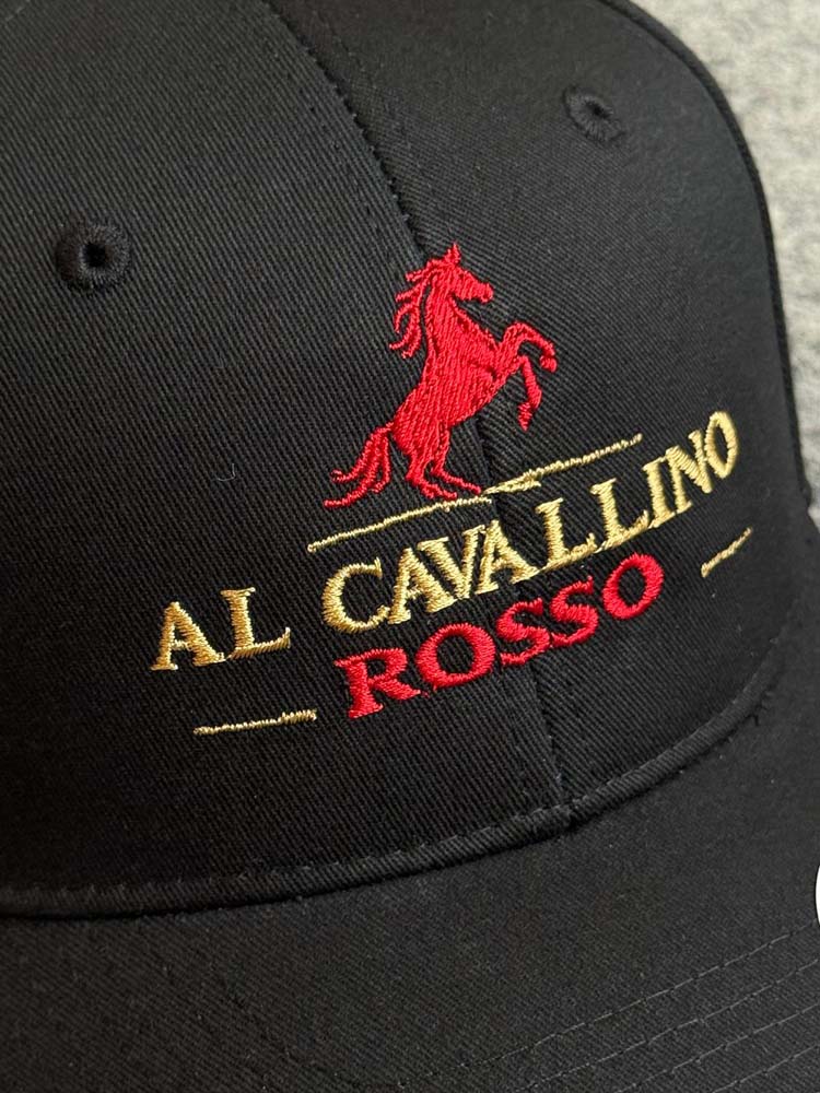 Cappellino ricamato da noi