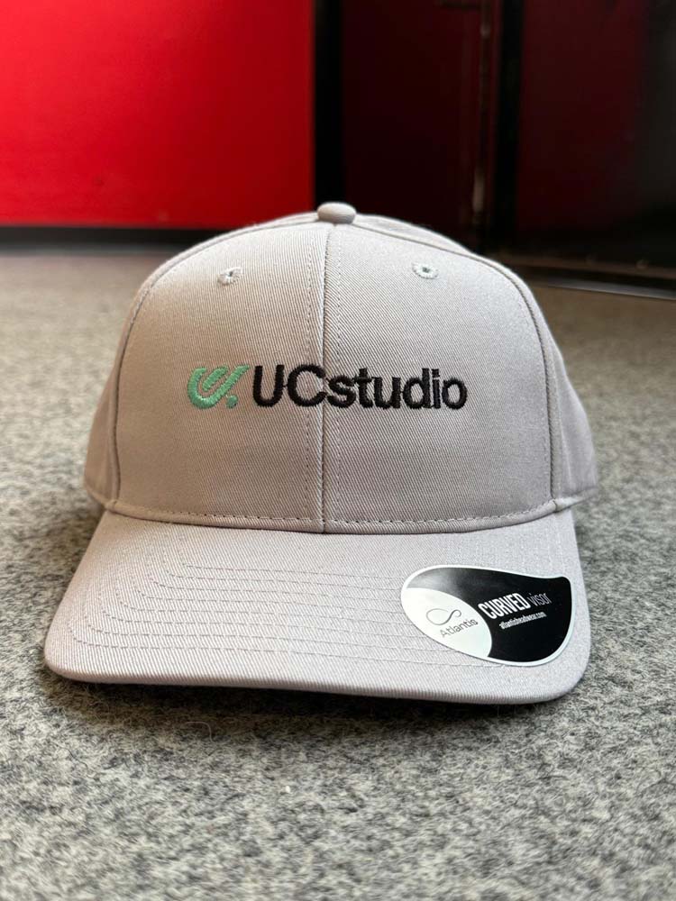 Cappellino ricamato da noi