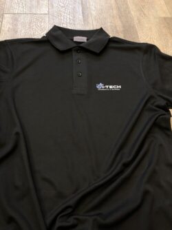 polo personalizzata sportiva da uomo nera