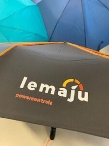 ombrello personalizzato pieghevole nero profili colorati-stampato