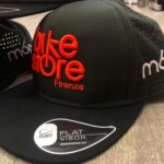 cappello visiera piatta personalizzato con ricamo cappello visiera piatta personalizzato con ricamo