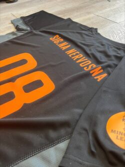 maglietta personalizzata air uomo dettaglio