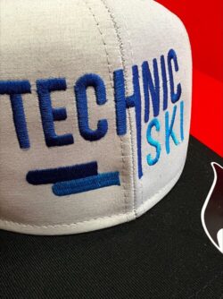 ricamo cappello
