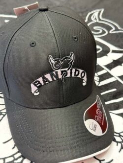 cappello ricamato