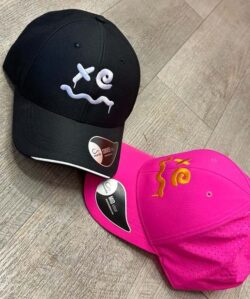 cappello ricamato