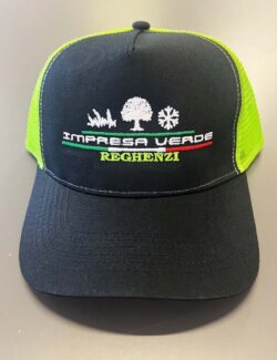 cappello ricamato